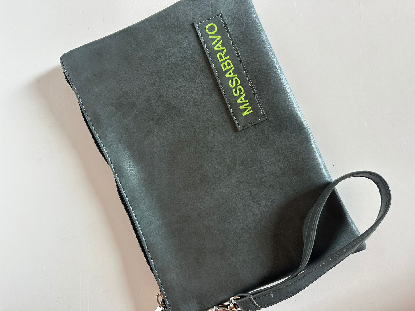 Pochette Verde con laccio