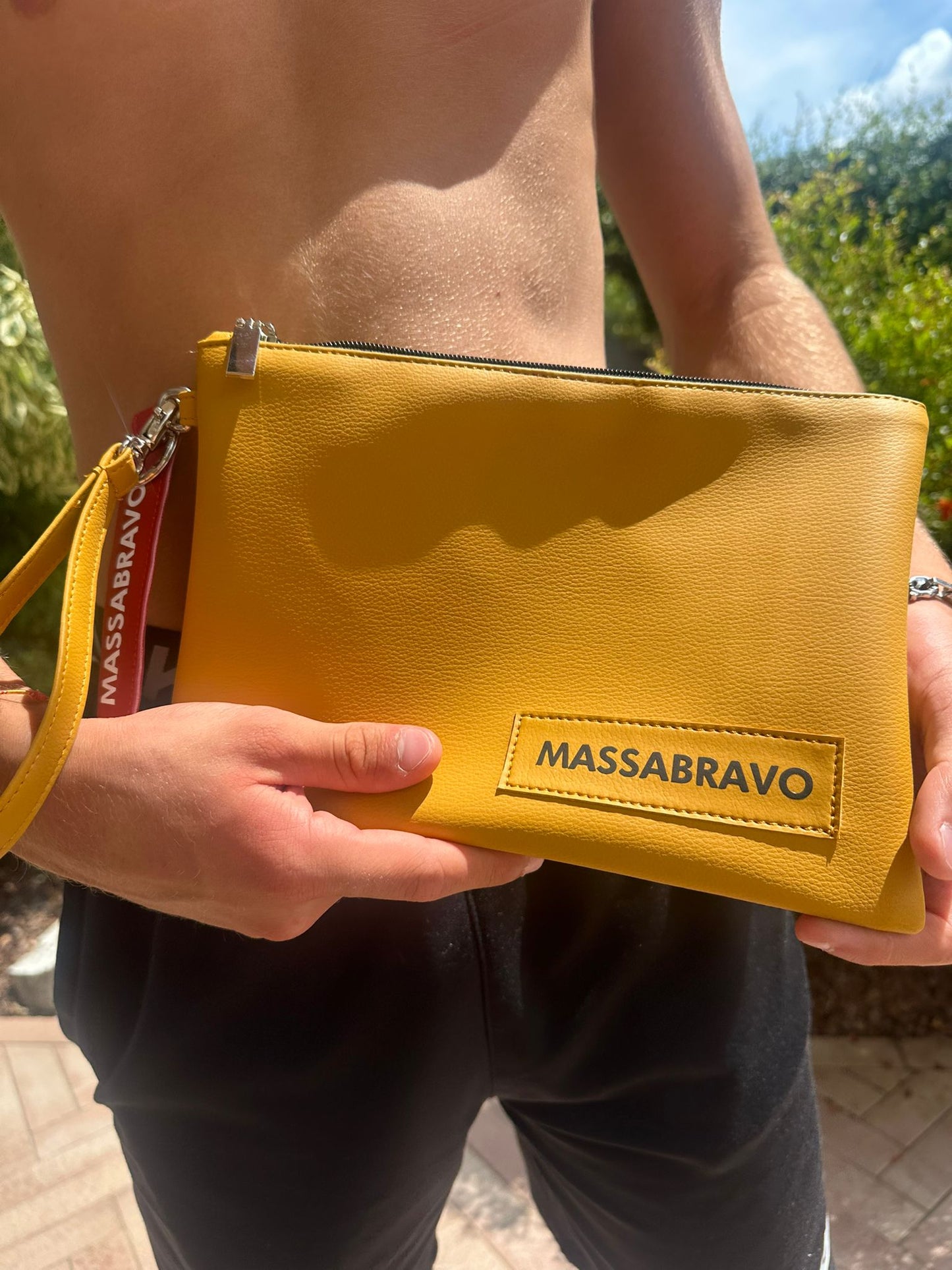 Pochette Gialla con laccio